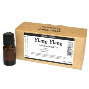 10 flaskor med 10 ml omarkerad eterisk Ylang Ylang-olja i brun kartong
