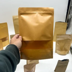 10-pack papperspåsar med fönster i kraftpapper 16 x 24 cm - produktbild 2