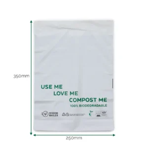 Vit postpåse med text om biologisk nedbrytbarhet och måtten 250x350 mm