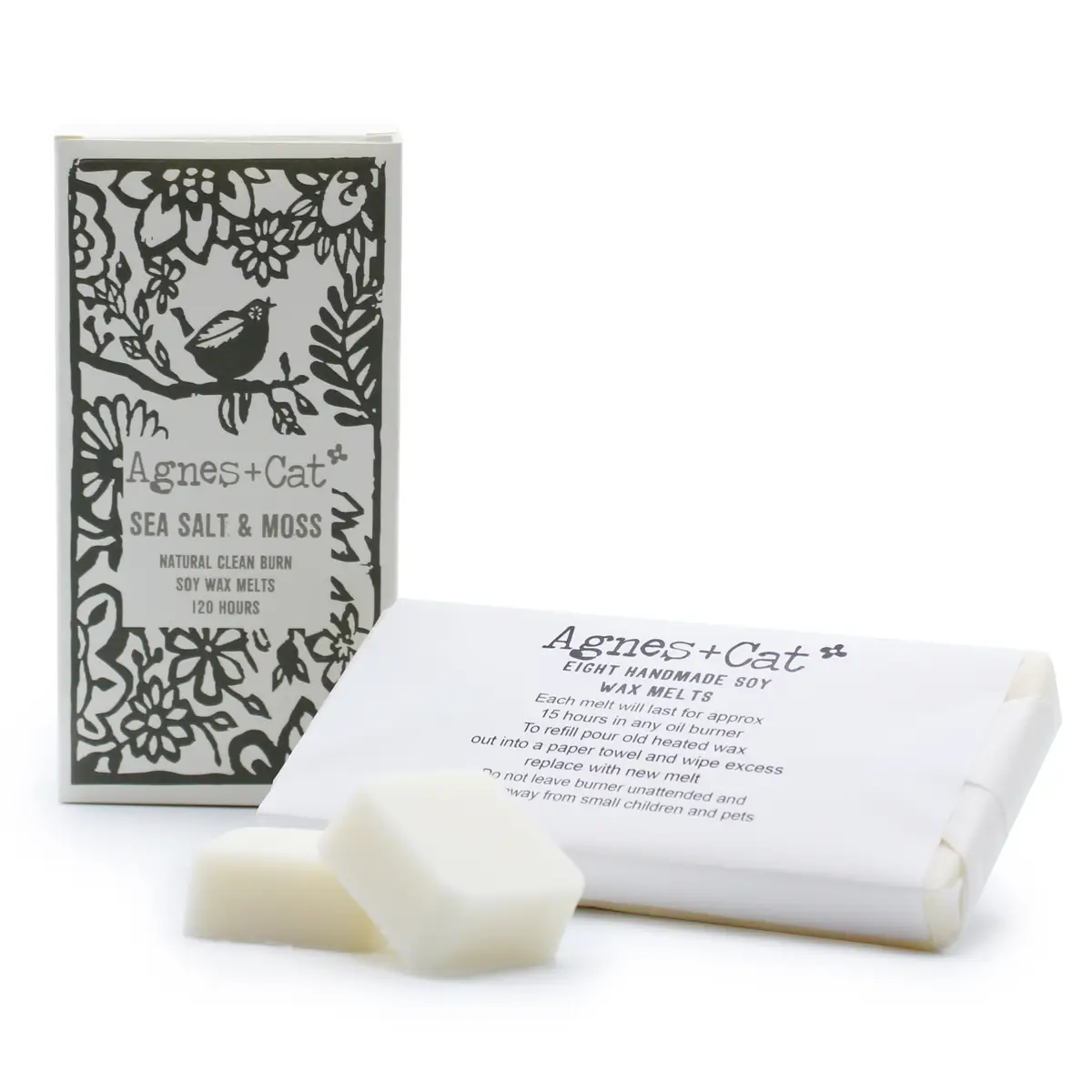 Förpackning och wax melts från A&C med doften havssalt och moss