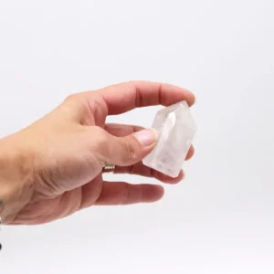 Ädelstensspets i klar kvarts cirka 6 cm (0,5 kg) - produktbild 2