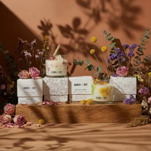 Agnes + Cat Botaniskt Sojavaxljus - Rosor från Sawrey - produktbild 10