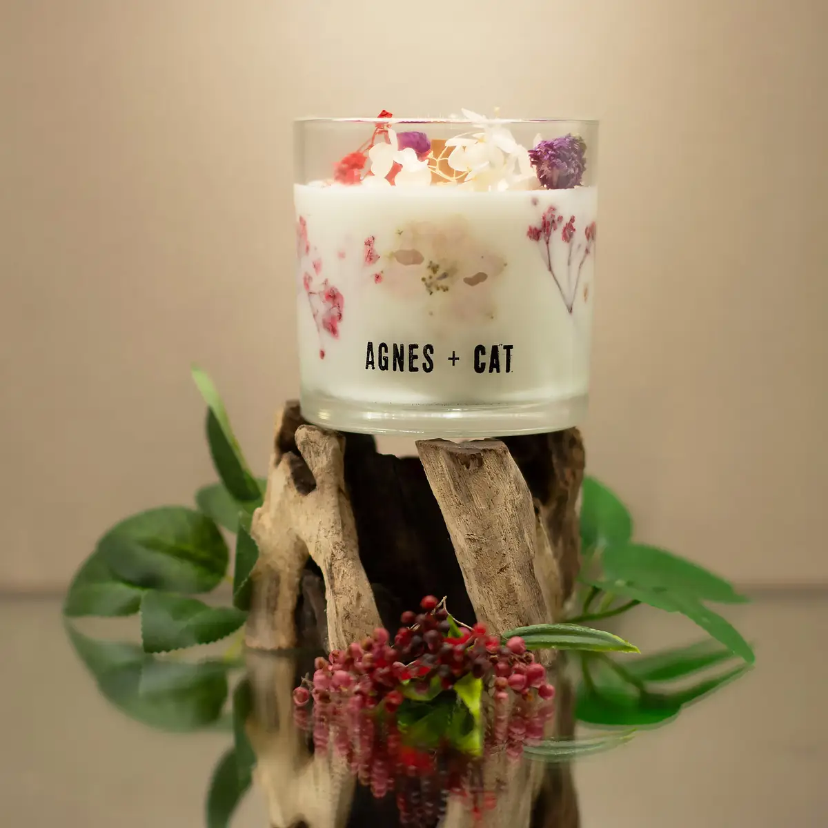 Agnes + Cat Botaniskt Sojavaxljus - Rosor från Sawrey - produktbild 3