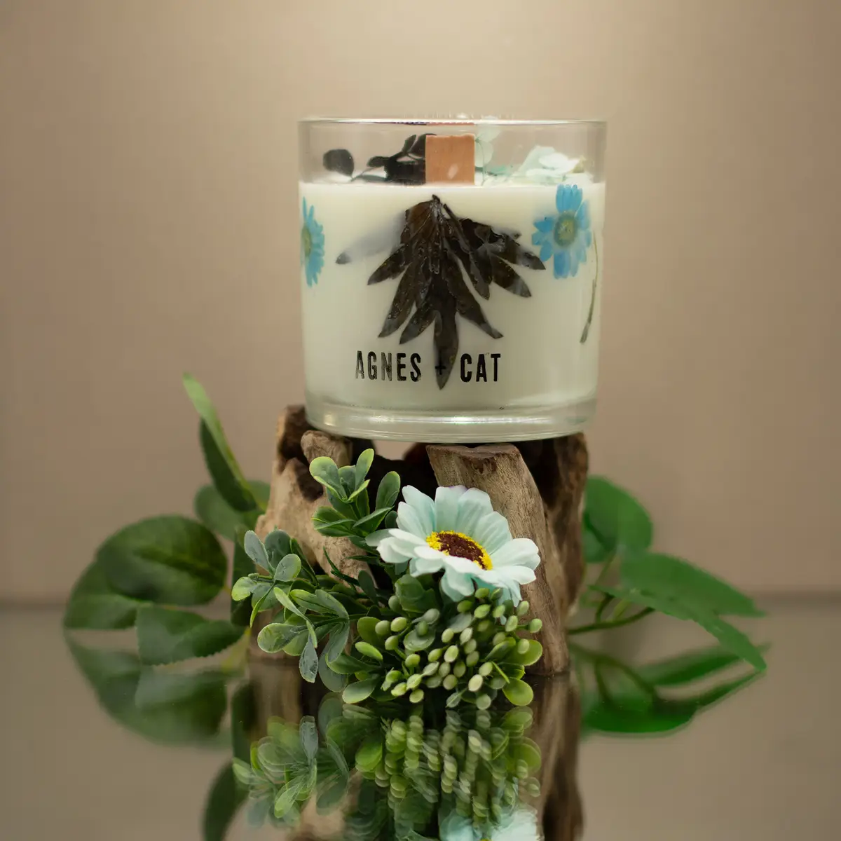Agnes + Cat Botaniskt Sojavaxljus Seasalt & Moss - produktbild 5