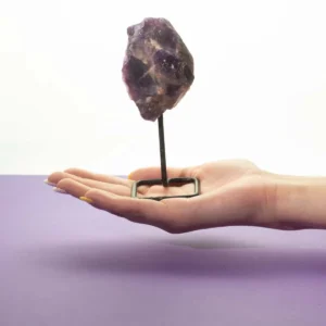 Ametist mineralprov på metallställning - produktbild 2