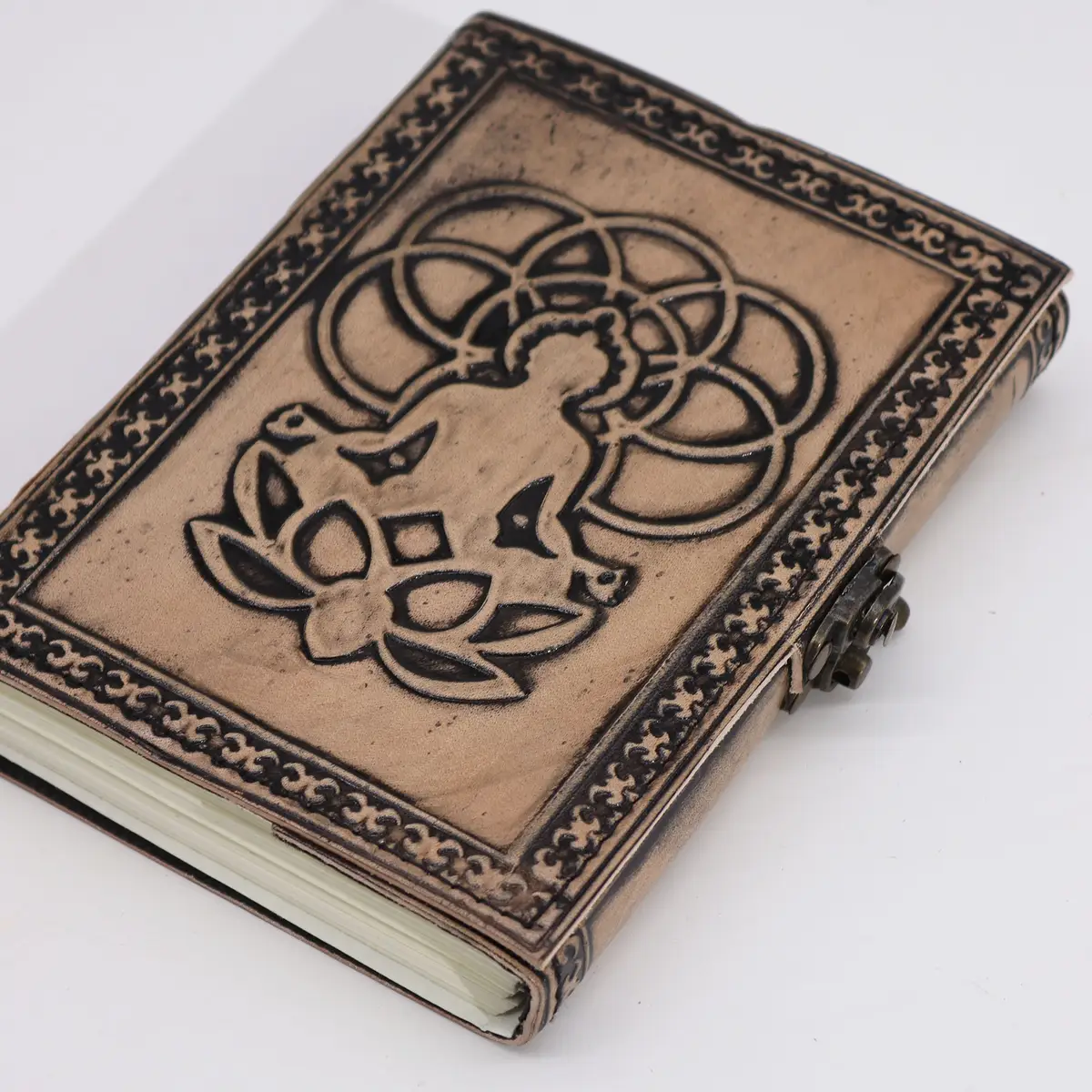 Anteckningsbok i läder med Buddha-motiv, rödbrun, 200 sidor, 17,5x12,5x3 cm - produktbild 3