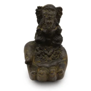 Antik rökelsebrännare i sten formad som en hand med Ganesh-motiv