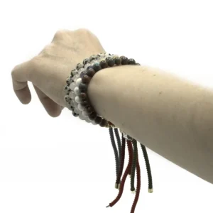 Armband med ädelstenssnören i dalmatinerjaspis och silverpläterad justerbar stängning - produktbild 2