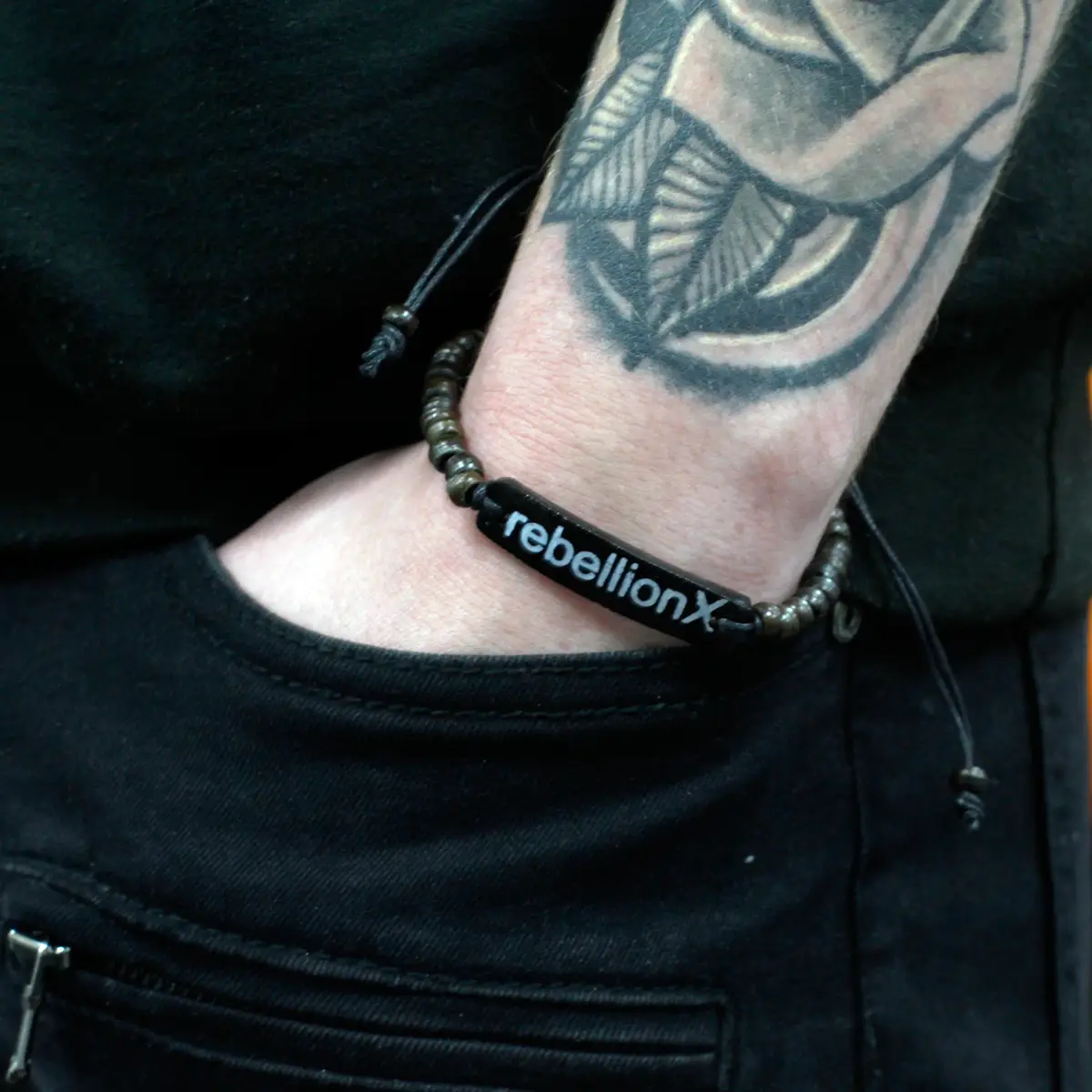 Armband med budskap Rebellion X - produktbild 4