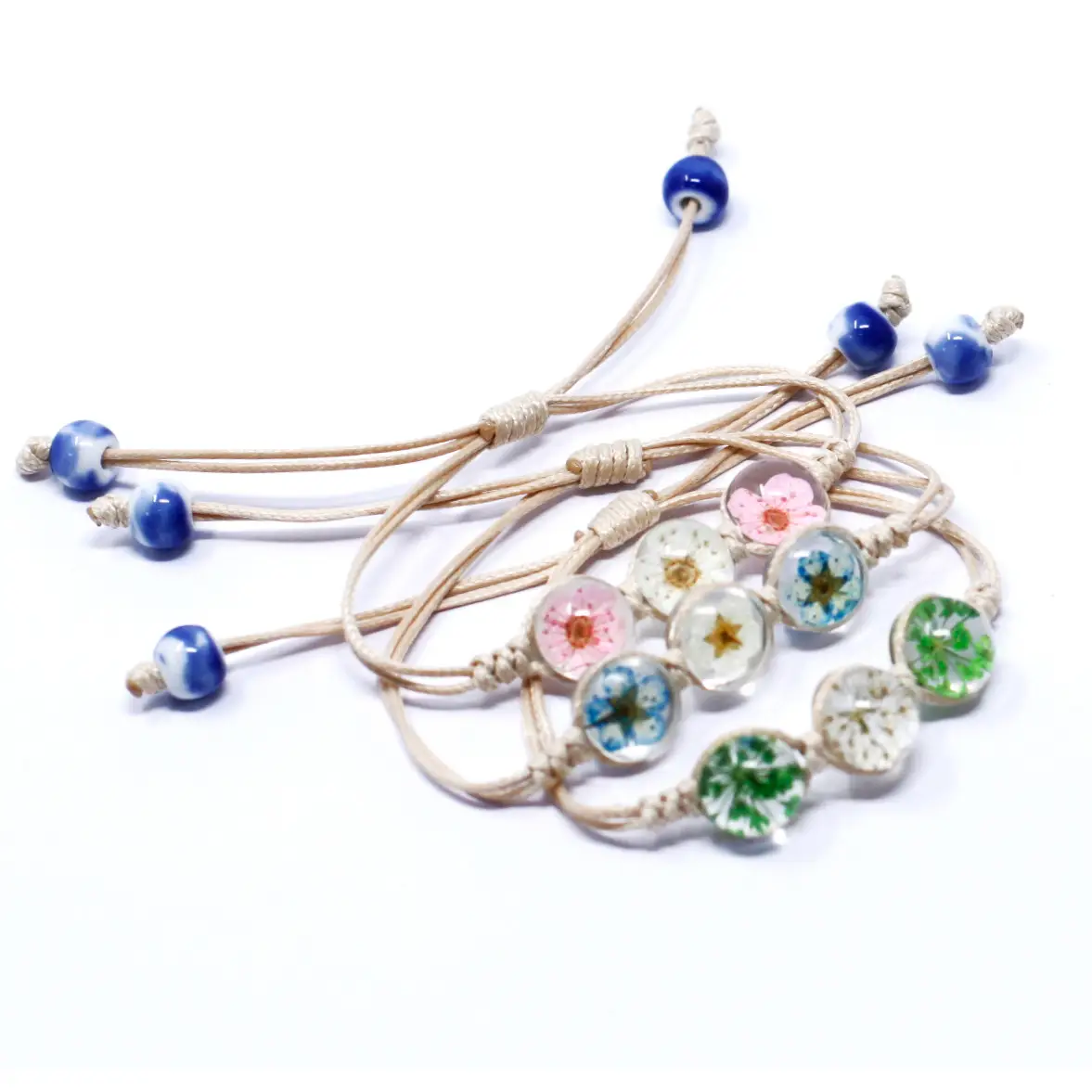 Armband med pressade äkta blommor, tre blommor - produktbild 4