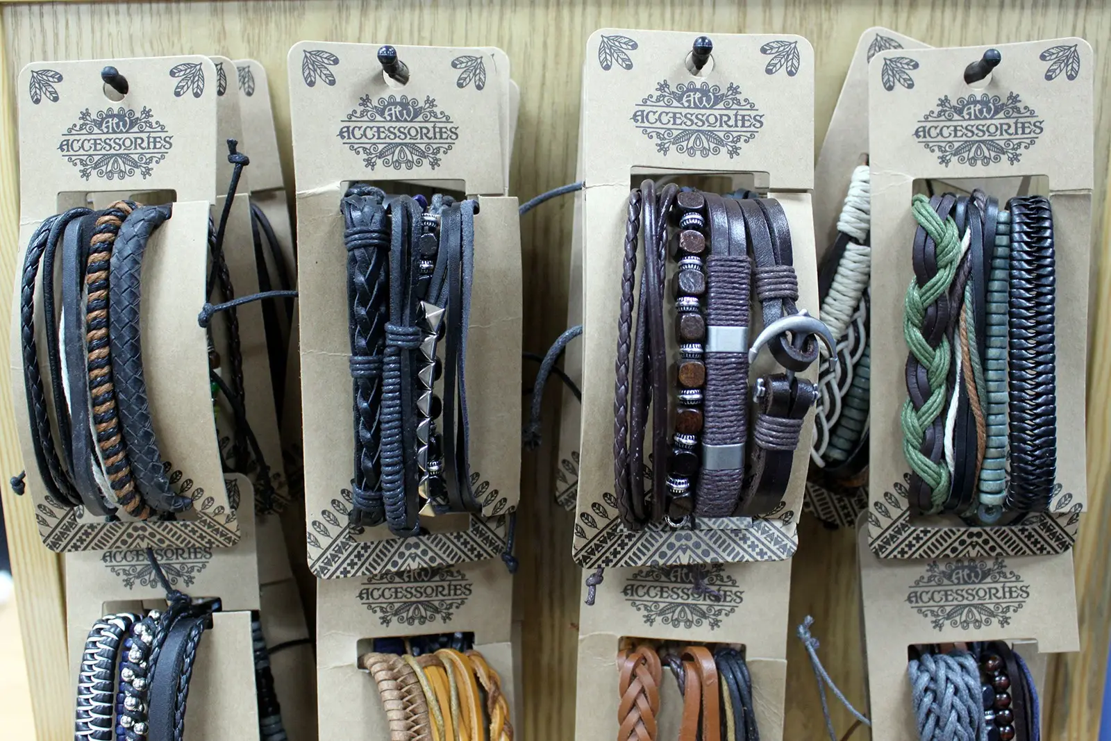 Armbandset för herr i mörka jordtoner - produktbild 6