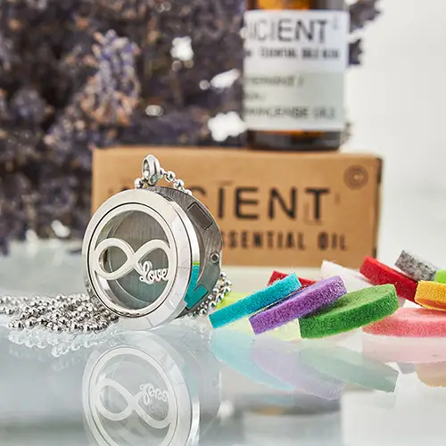 Aromaterapihalsband Infinity Love 25 mm i rostfritt stål - produktbild 3