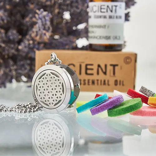 Aromaterapihalsband med livets blomma 25 mm i rostfritt stål - produktbild 3