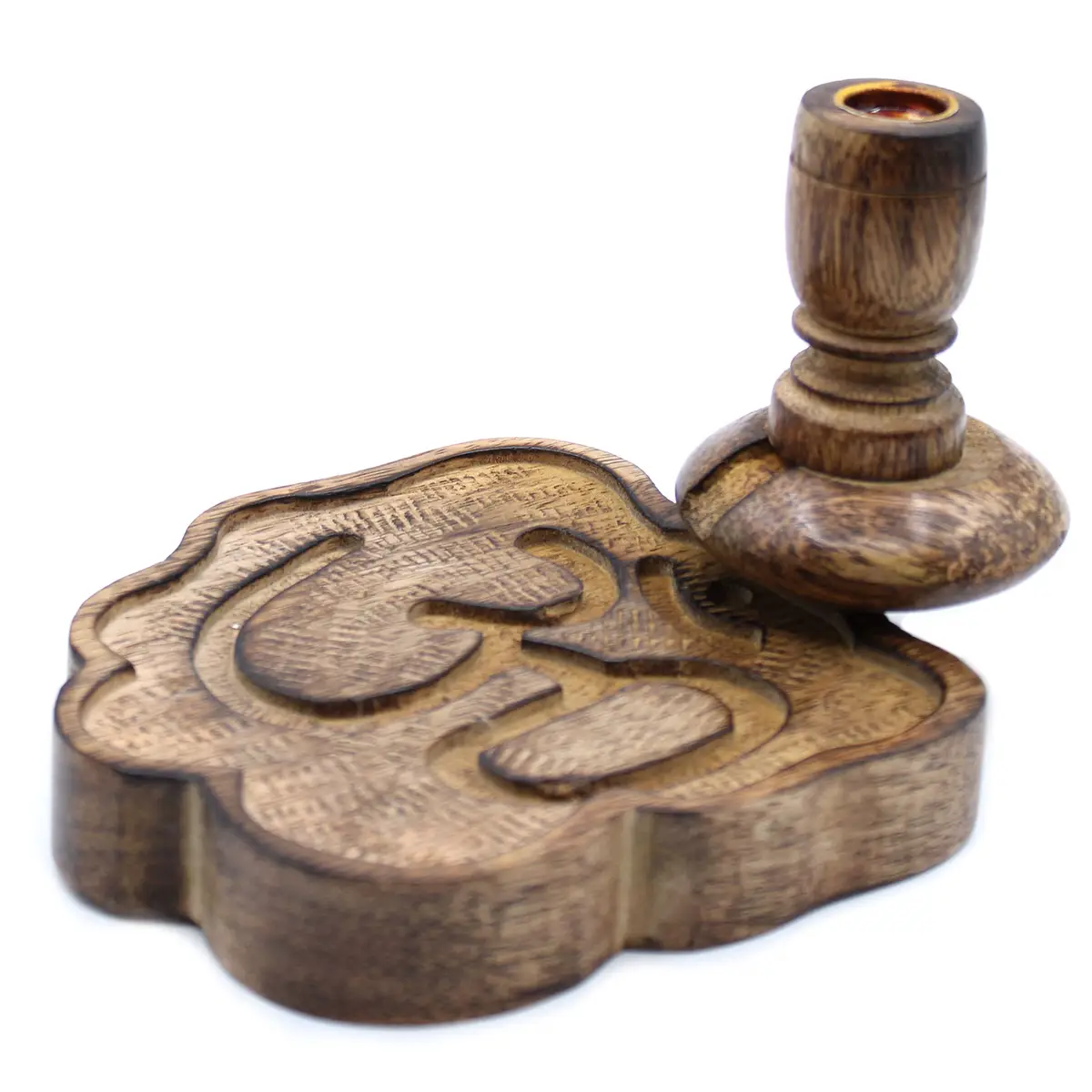 Liten backflow-rökelsebrännare i mangoträ med utskuret mönster