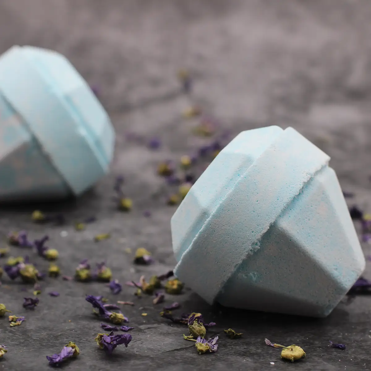 Badbomb med doft av Nag Champa - The Blue Belle - produktbild 4