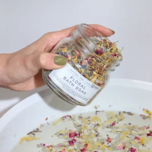 Blommigt badsalt med naturliga örter 140g - produktbild 3