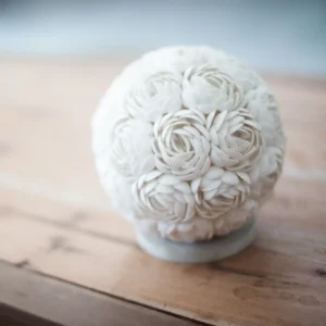 Bohemisk snäckskalslampa Rosglob 15 cm - produktbild 2