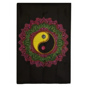 Bomullsväggbonad med färgstark Ying & Yang-mandala på svart bakgrund