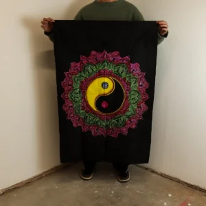 Bomullsväggbonad med Ying & Yang-mandala 70x110 cm - produktbild 2