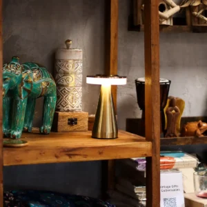 Bordslampa med touchfunktion i brons och guld - produktbild 3