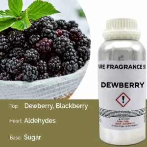 Flaska med Dewberry ren doftolja 500 ml och färska björnbär i bakgrunden
