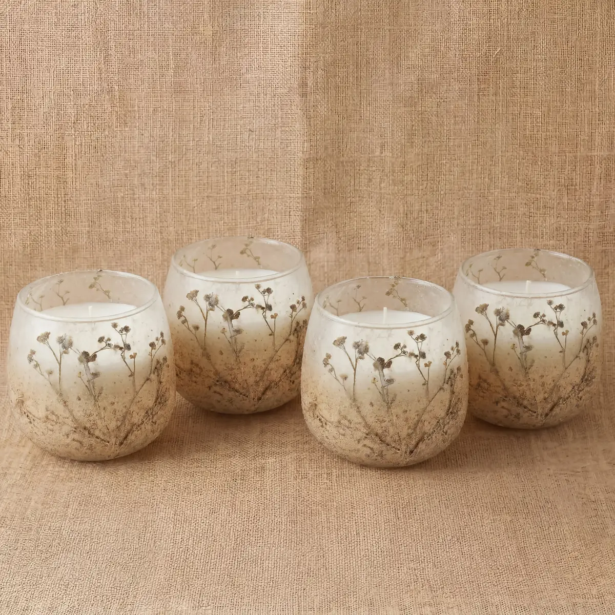 Doftljus i glasburk med torkade blommor Wildlight Woods - produktbild 3
