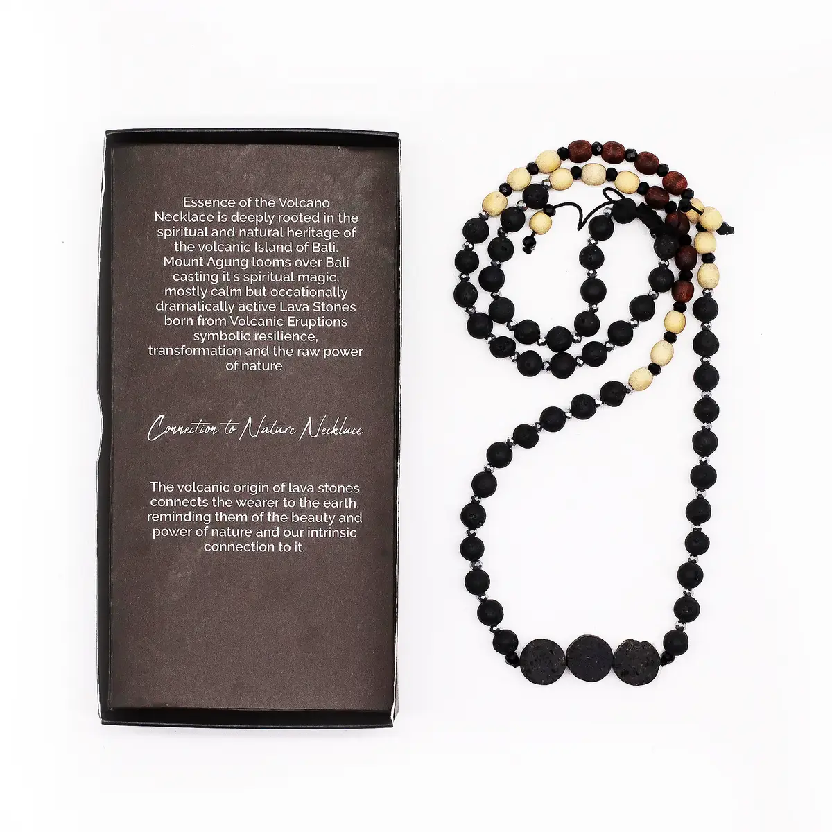 Essence of the Volcano halsband i svart lavasten med presentförpackning