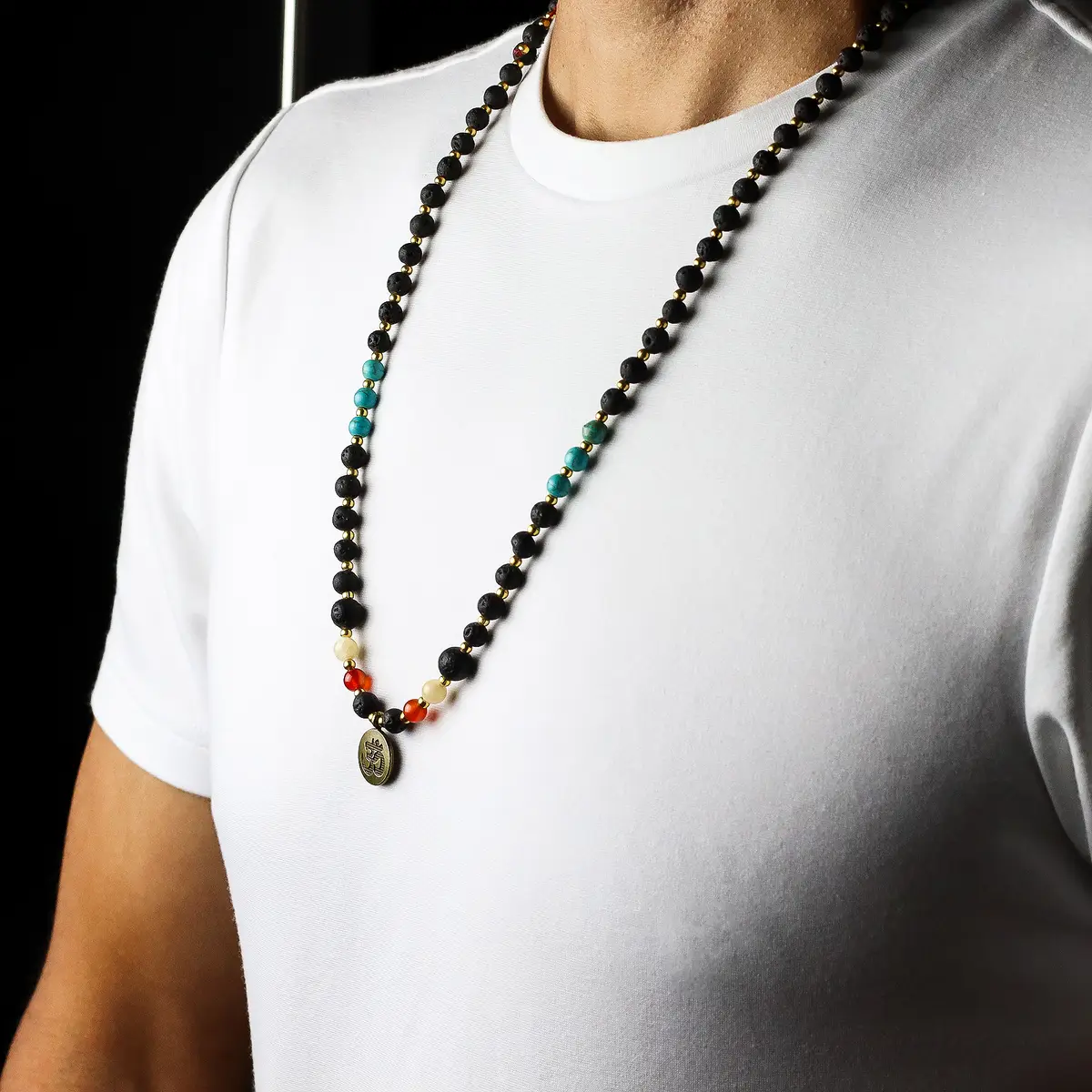 Essence of the Volcano halsband med lavasten och Om-berlock - produktbild 2
