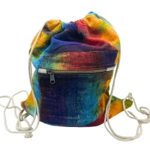 Färgglad tie-dye ryggsäck i hampa och bomull med dragsko och framficka
