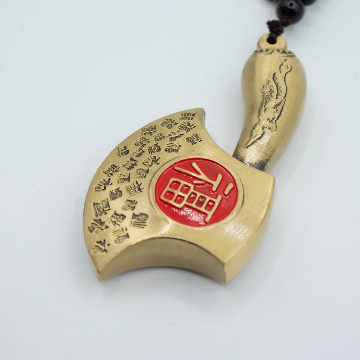 Feng Shui hängande ceremoniell yxa i mässing - produktbild 2
