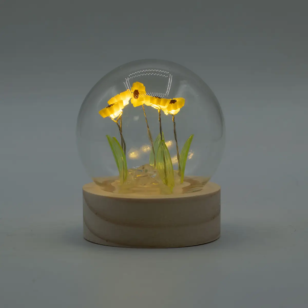 Floral Glow Trädgårdskupol med 5 solrosor och LED-batteri - produktbild 2
