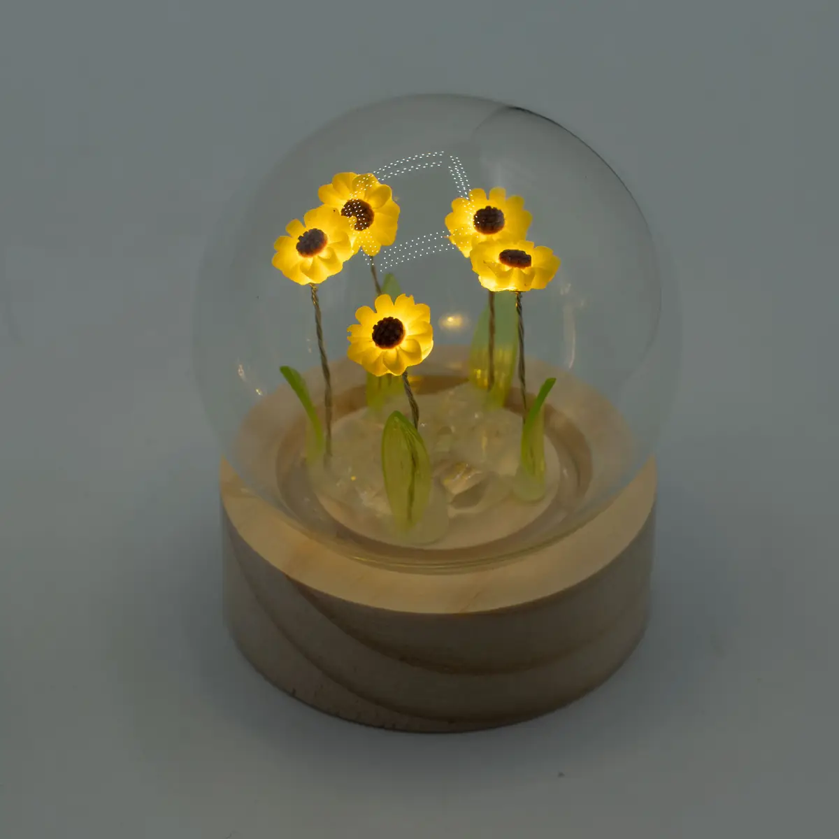Floral Glow Trädgårdskupol med 5 solrosor och LED-batteri - produktbild 3