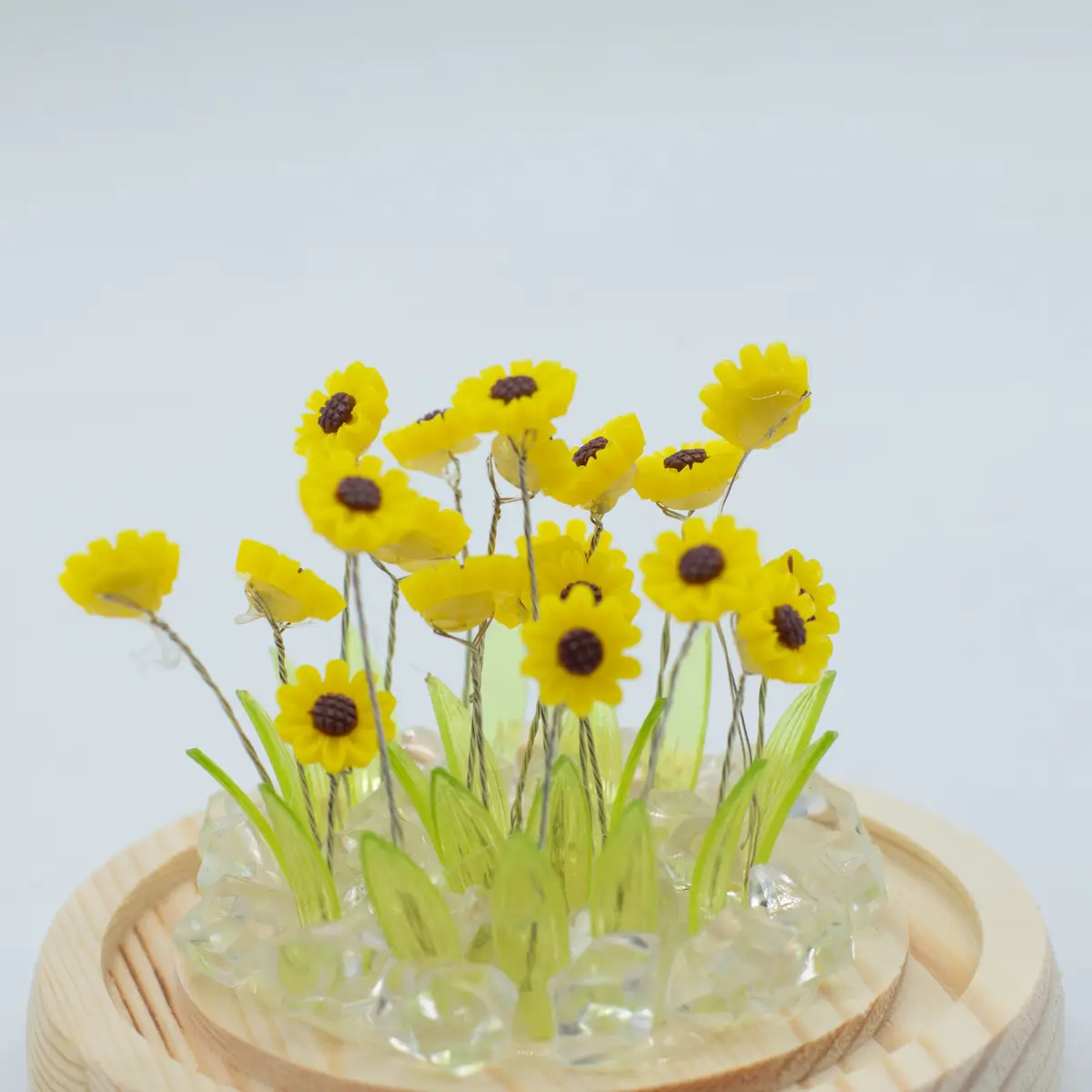 Floral Glow Trädgårdskupol med solrosor och LED USB - produktbild 3