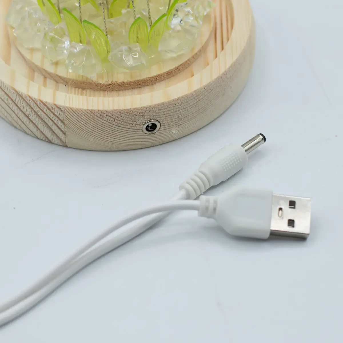 Floral Glow Trädgårdskupol med solrosor och LED USB - produktbild 4