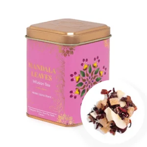 Burk med fruktigt örtte Hidden Islands Blend och närbild på teblandning