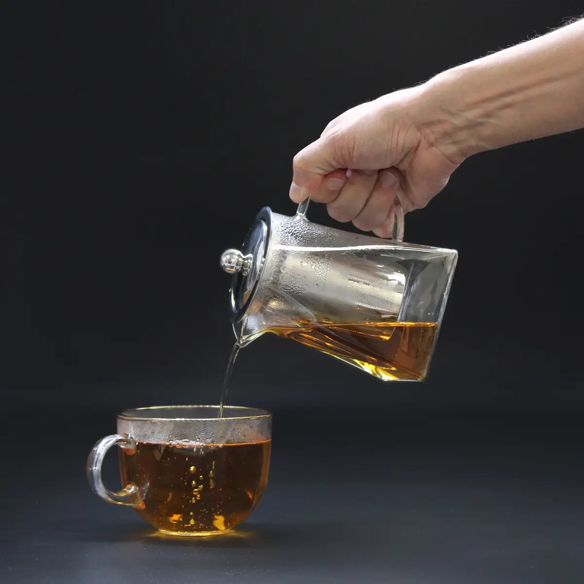 Glaskanna med infuser för te i tornform 780 ml - produktbild 2