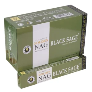 Förpackning med Golden Nag-rökelsepinnar Black Sage i grön kartong