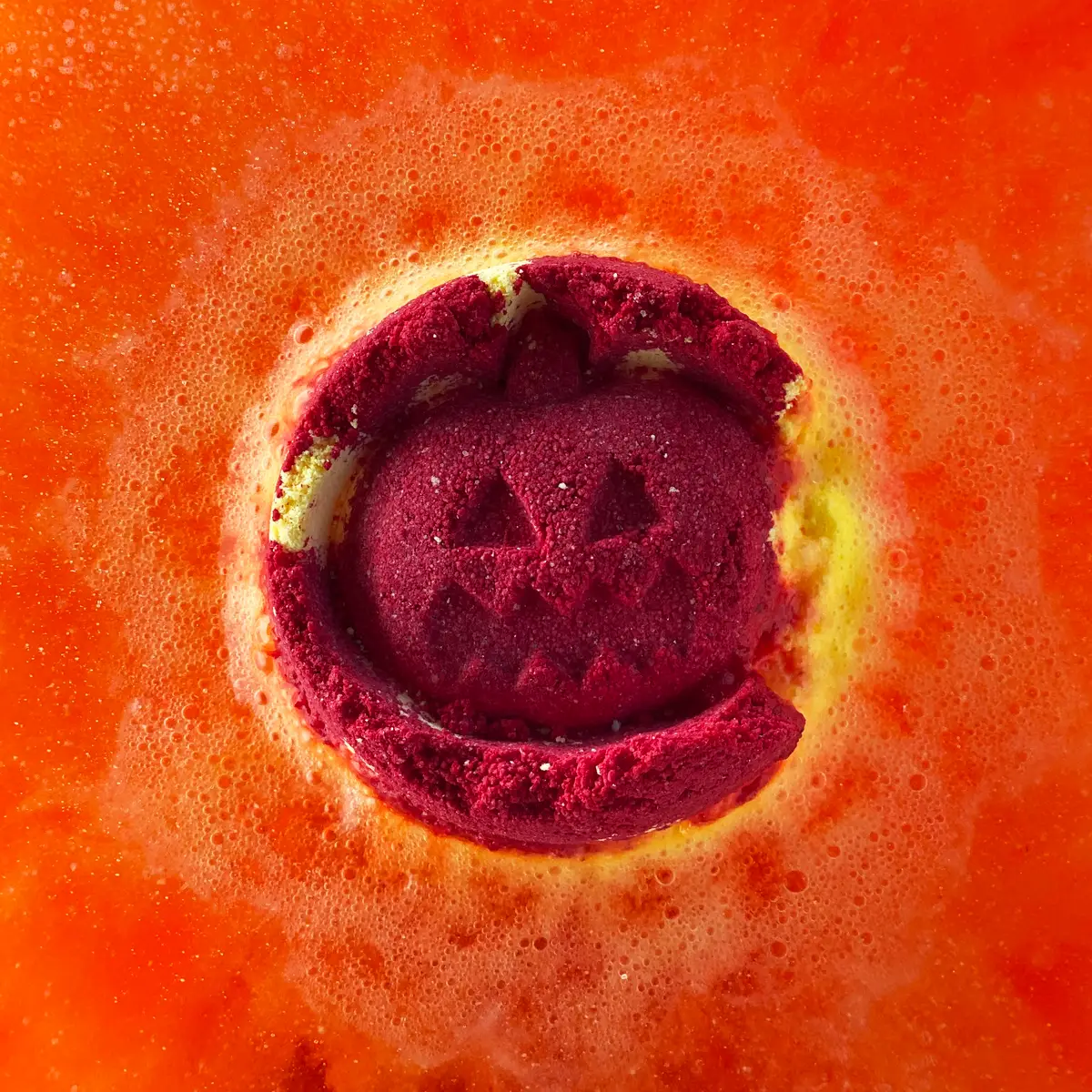 Halloweenbadbomb med anisdoft 180 g - produktbild 3