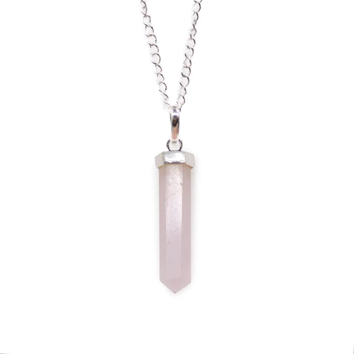Halsband med hänge i rosa rosenkvarts och silverpläterad kedja