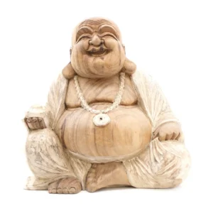 Handgjord Buddha-staty i Suarträ med vitlaserad finish sittande med leende ansikte
