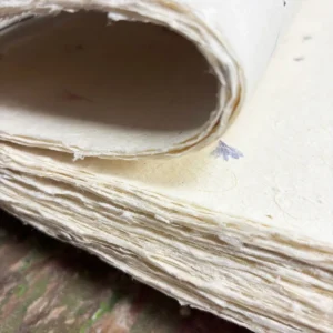 Handgjorda ark av Lokta-papper A4 med ringblomster - produktbild 3