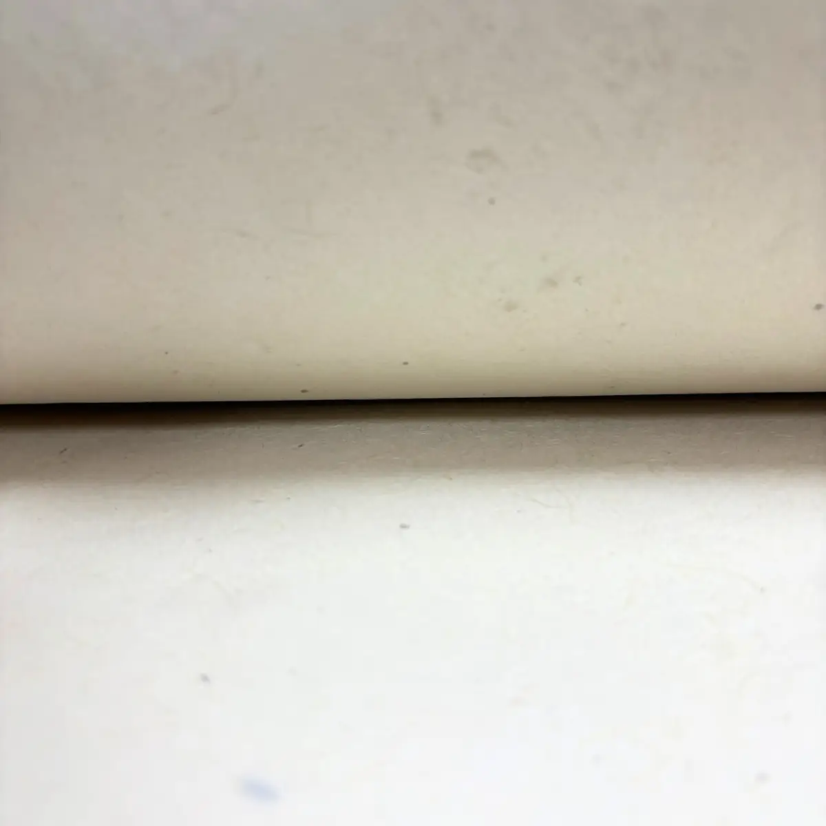 Handgjort Lokta-papper för presentinslagning 51x76 cm 5 g/m² - produktbild 2