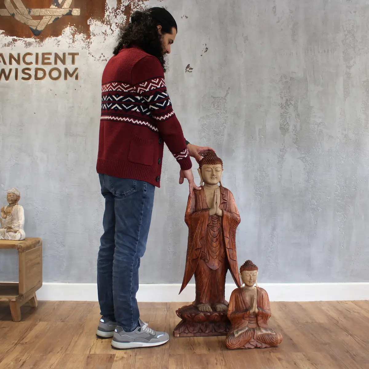 Handskuren Buddha-staty i Suarträ 100 cm - produktbild 3