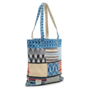 Handgjord patchwork-handväska i bomull och hampa med blå och flerfärgade mönster