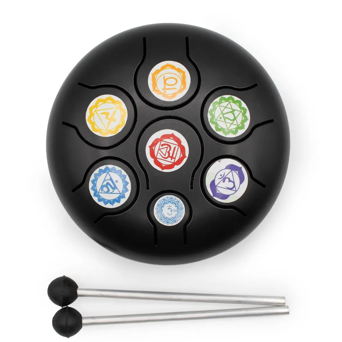 Svart Happy Drum med färgglada chakra-symboler och två klubbor