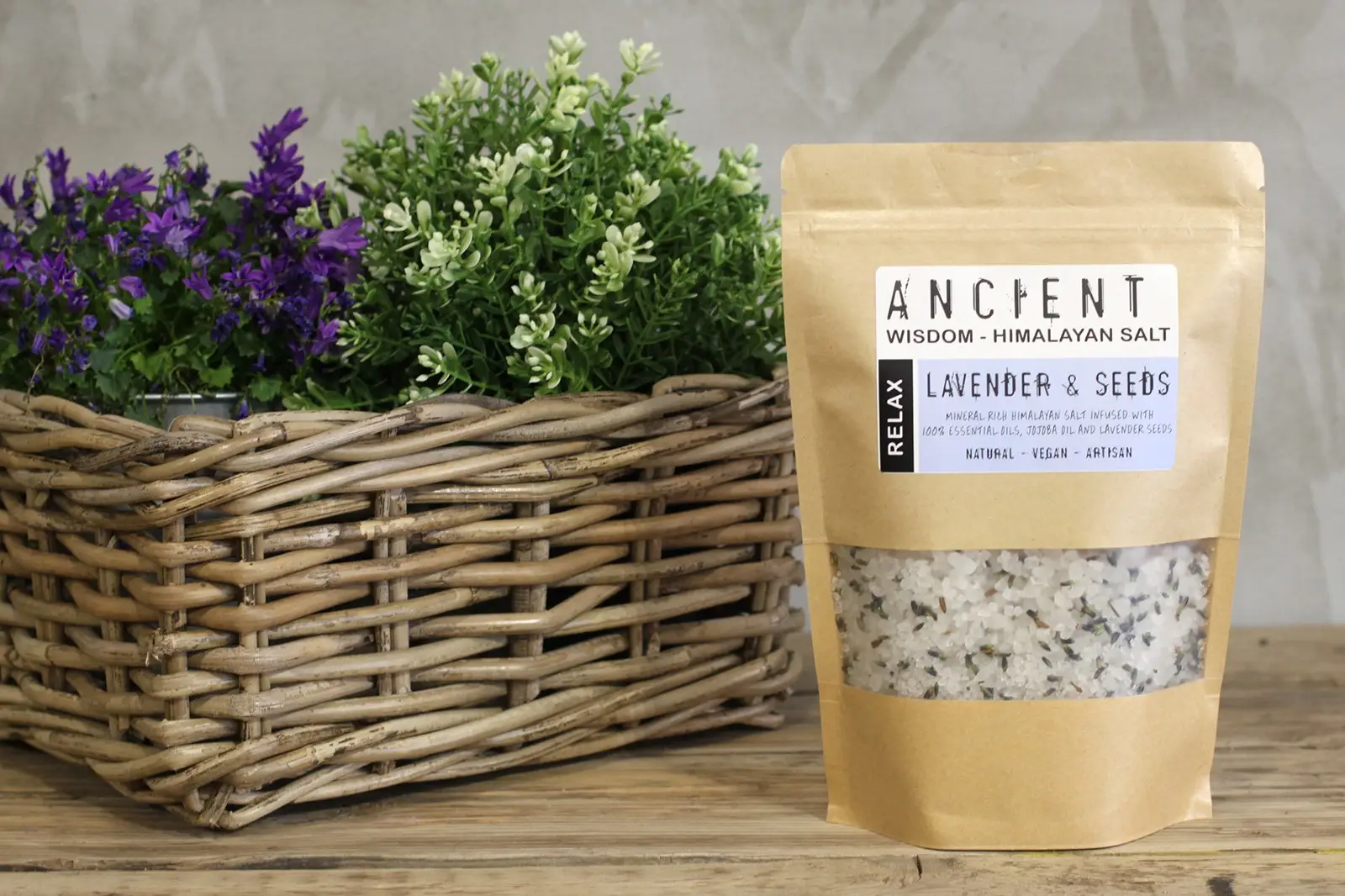 Himalayiskt badsalt med lavendel och jojobaolja 500g - produktbild 4