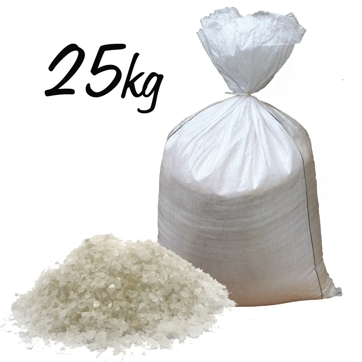Stor vit säck med himalayiskt badsalt och en hög av saltkorn 1-2 mm