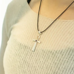 Indiskt andligt halsband med ankhsymbol i silverplätering och lila sten - produktbild 4