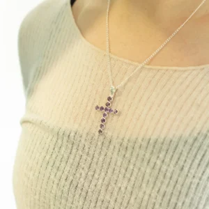 Indiskt andligt halsband med silverpläterat kors och ametistfärgade stenar, 45 cm kedja - produktbild 2