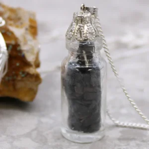 Indiskt halsband med svart onyx i glasflaska - produktbild 3